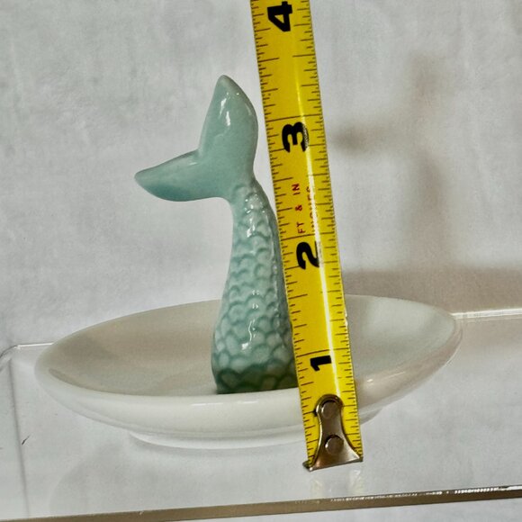 Mermaid Tail Ring Holder Ceramic Trinket Dish Collectible Jewelry Tray - Picture 5 of 6